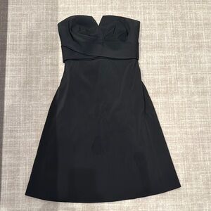 Elegant Black Strapless Dress